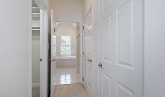 9 FRANKLIN St, Alexandria, VA 22314
