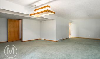 9057 Vergennes St SE, Ada, MI 49301