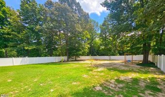 42 Burrage Dr, Angier, NC 27501