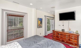 2 Ash Grove Pl 4, Albany, NY 12202