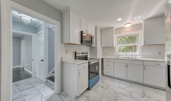 524 Broad St, Bristol, CT 06010