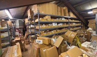 2404 Barrow St, Anchorage, AK 99503