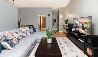 1650 Partridge Ln 4, Arlington Heights, IL 60004