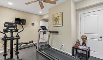 5114 WESSLING Ln, Bethesda, MD 20814