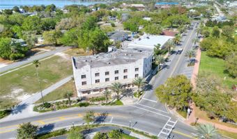 206 PILAKLAKAHA Ave, Auburndale, FL 33823