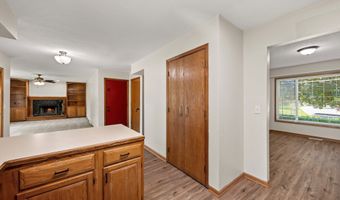 2805 NW Park Ln, Ankeny, IA 50023