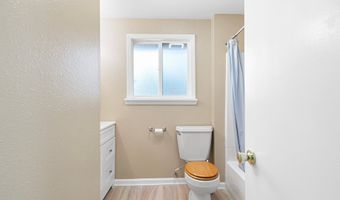 24822 SERTIC Rd, Veneta, OR 97487