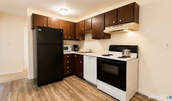 131 N Main St # 30 N Main St, Branford, CT 06405