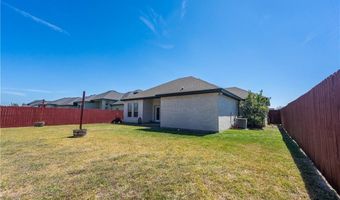 520 Country Club Dr, Alamo, TX 78516