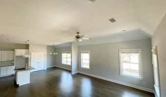 2041 ARMISTEAD Ln, Auburn, AL 36832
