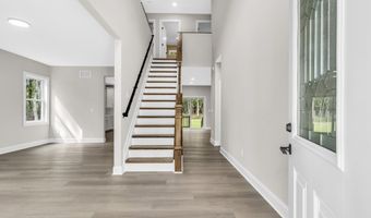 70 Seurat St, Barnegat, NJ 08005