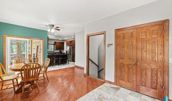 218 Douglas Blvd, Baltic, SD 57003