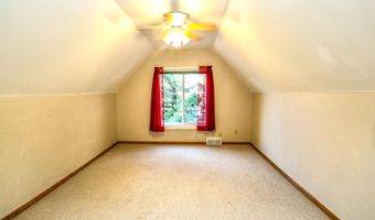 17 SW 9th Ave, Aberdeen, SD 57401