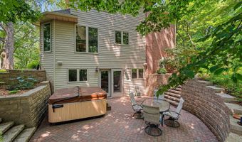 4660 WEDGESTONE Ct, Oneida, WI 54155