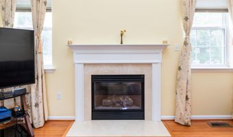 6 DUNLEARY Dr, Bear, DE 19701