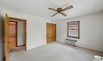 21 Hillside Ave, Andover, NJ 07801