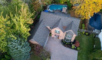 387 Wood Acres Dr, Amherst, NY 14051