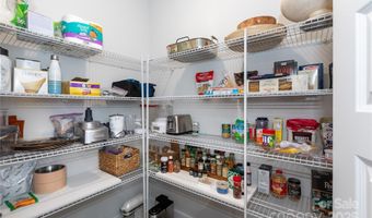 2254 Electric Ln, Charlotte, NC 28205