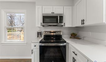 405 Thompson St, Ashland, VA 23005