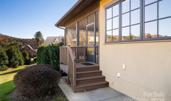 38 Chantilly Dr, Asheville, NC 28804