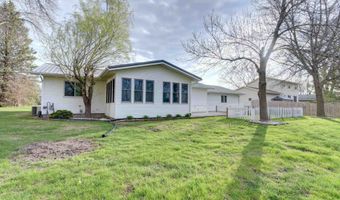 815 C Ave, Armstrong, IA 50514