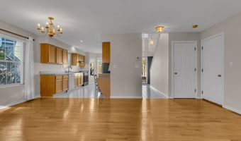 20 Lakeview Dr 20, Branford, CT 06405