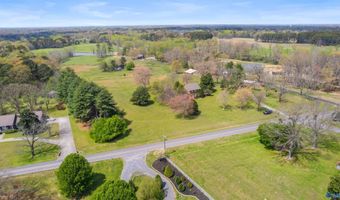 2072 Walnut St, Albertville, AL 35950