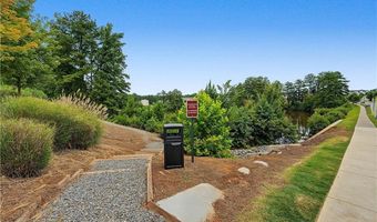 2000 Buice Lake Pkwy, Acworth, GA 30102