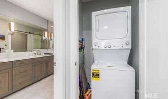 880 W River St 409, Boise, ID 83702