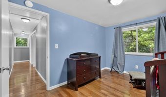 2731 Valley Dr, Ann Arbor, MI 48103