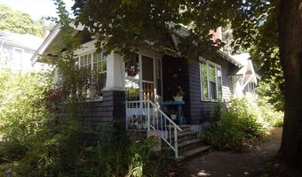65 Lincoln St, Augusta, ME 04330