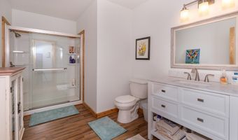 67 Hemlock Dr, Almond, NC 28702