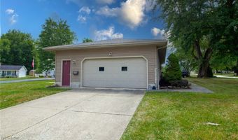 2505 Vollmer Dr, Austintown, OH 44511