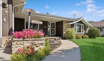 718 E LINDBERGH St, Appleton, WI 54911
