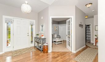 9995 Cedar View Ln, Aurora, IN 47001