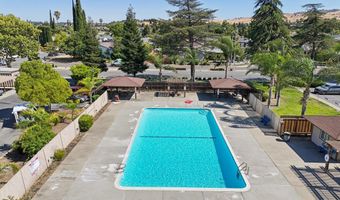 2605 Fairmont Ln, Antioch, CA 94509