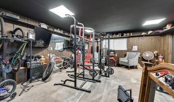 807 NW 4th St, Andrews, TX 79714