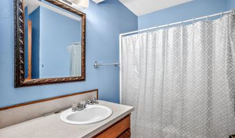 1006 Baretta Ct, Aurora, MO 65605