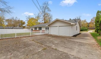 502 Iron Lantern Dr, Ballwin, MO 63011