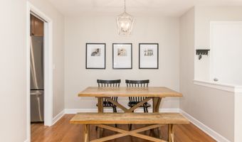 302 S Patton Ave, Arlington Heights, IL 60005