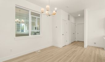 18933 SW Hazelwood Ln L-9, Beaverton, OR 97078