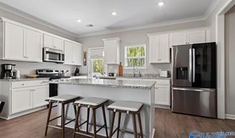 15176 Blendor Crooks, Athens, AL 35611