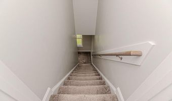 216 Vanderbuilt Ct, Aberdeen, NC 28315