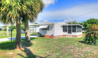 410 Osprey Dr, Barefoot Bay, FL 32976