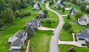 5814 Cannon Hills Dr NE, Ada, MI 49301