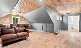 151 Settlers Ridge Dr, Ball Ground, GA 30107