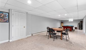 193 Fairway Dr, Akron, OH 44333