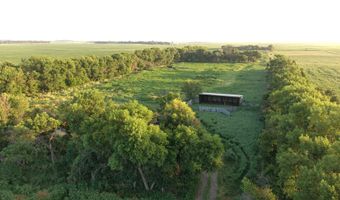38452 129th St, Aberdeen, SD 57401