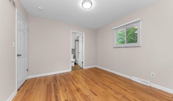 1025 Western Dr, Ann Arbor, MI 48103