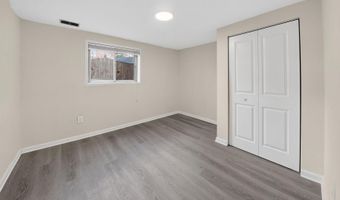 9902 CARNEGIE Ter, Bethesda, MD 20817